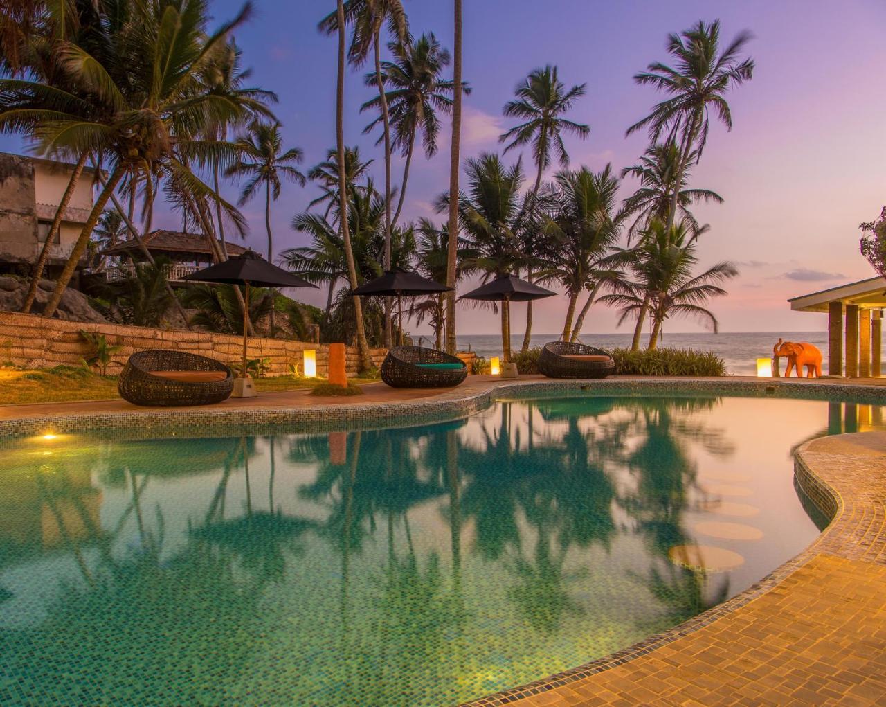 Hotel J Ambalangoda Ambalangoda  Buitenkant foto