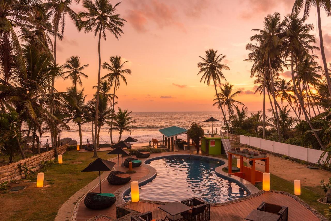 Hotel J Ambalangoda Ambalangoda  Buitenkant foto
